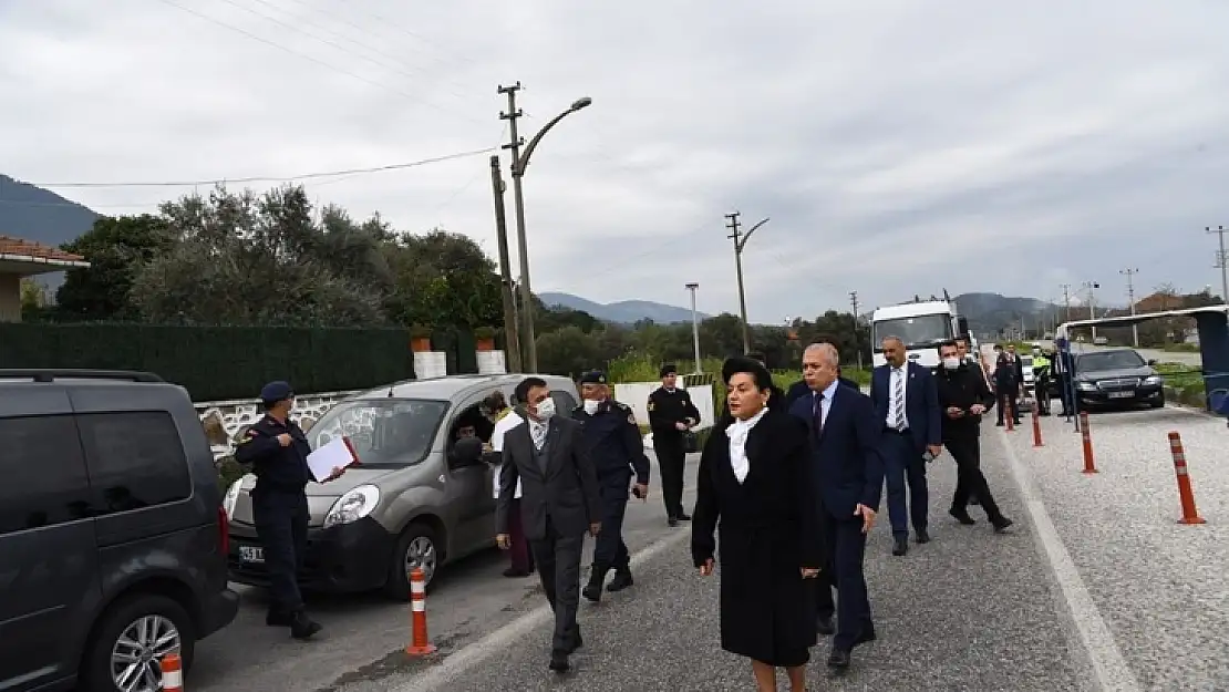 Vali Civelek, şehrin giriş-çıkış noktalarında Koronavirüse Karşı Alınan Tedbirleri Denetledi