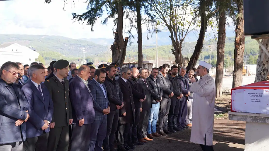 VEFAT EDEN ASKER SEYDİKEMER'DE SON YOLCULUĞUNA UĞURLANDI