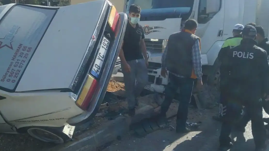 Yatağan'da kaza: 2 yaralı
