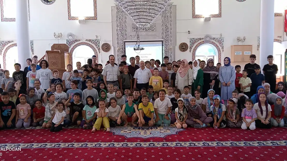 Yaz Kur'an Kursları Yoğun Katılımla Devam Ediyor