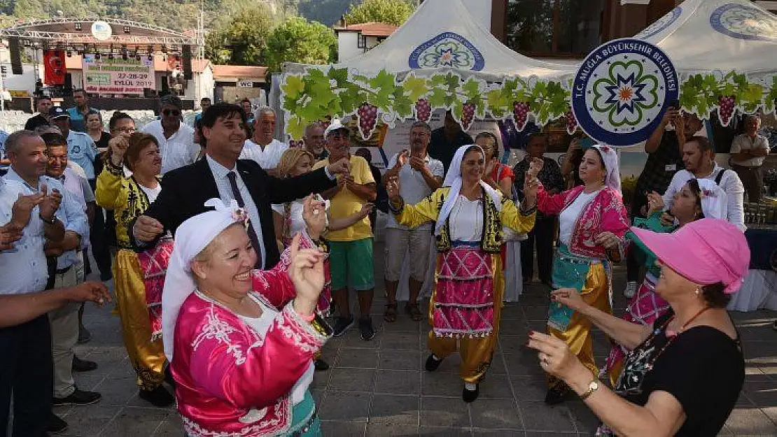 Yeşilüzümlü Bağ Bozumu Festivali Başladı