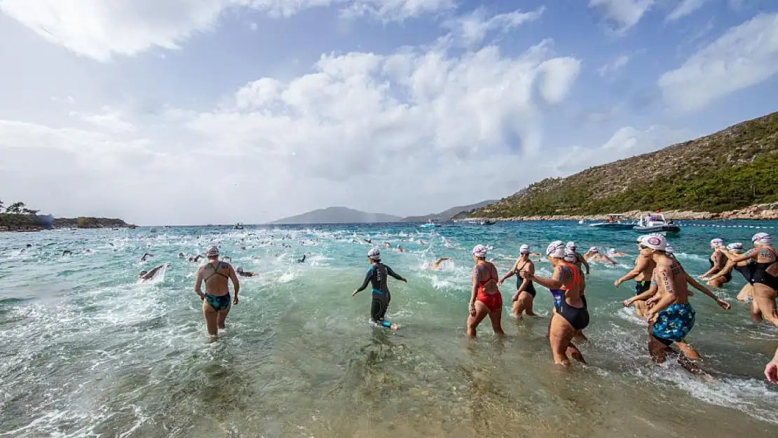 Yüzme Şampiyonasına Bodrum ev sahipliği yaptı