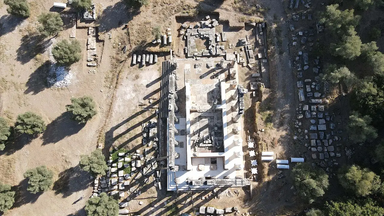 Muğla'da Euromos Antik Kenti'nin tiyatrosu ayağa kaldırılıyor