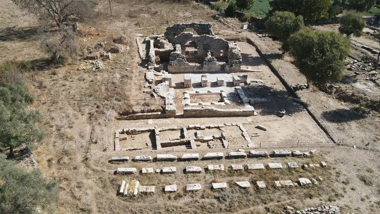 Muğla'da Euromos Antik Kenti'nin tiyatrosu ayağa kaldırılıyor