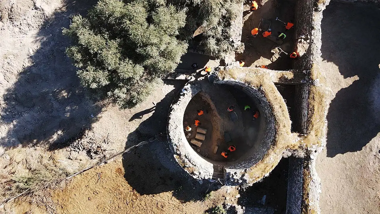 Herakleia Antik Kenti'nin Roma hamamı gün yüzüne çıkarılıyor