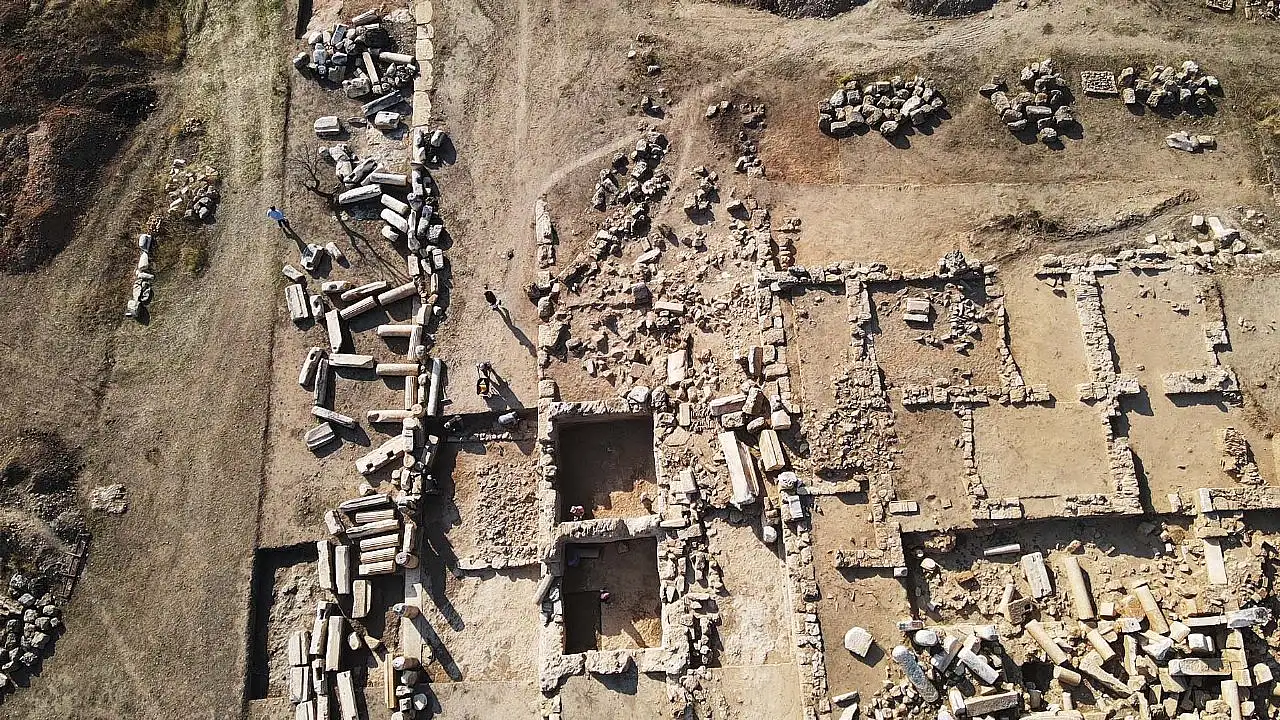 Hyllarima Antik Kenti'nde agoradaki dükkanlar gün yüzüne çıkarıldı