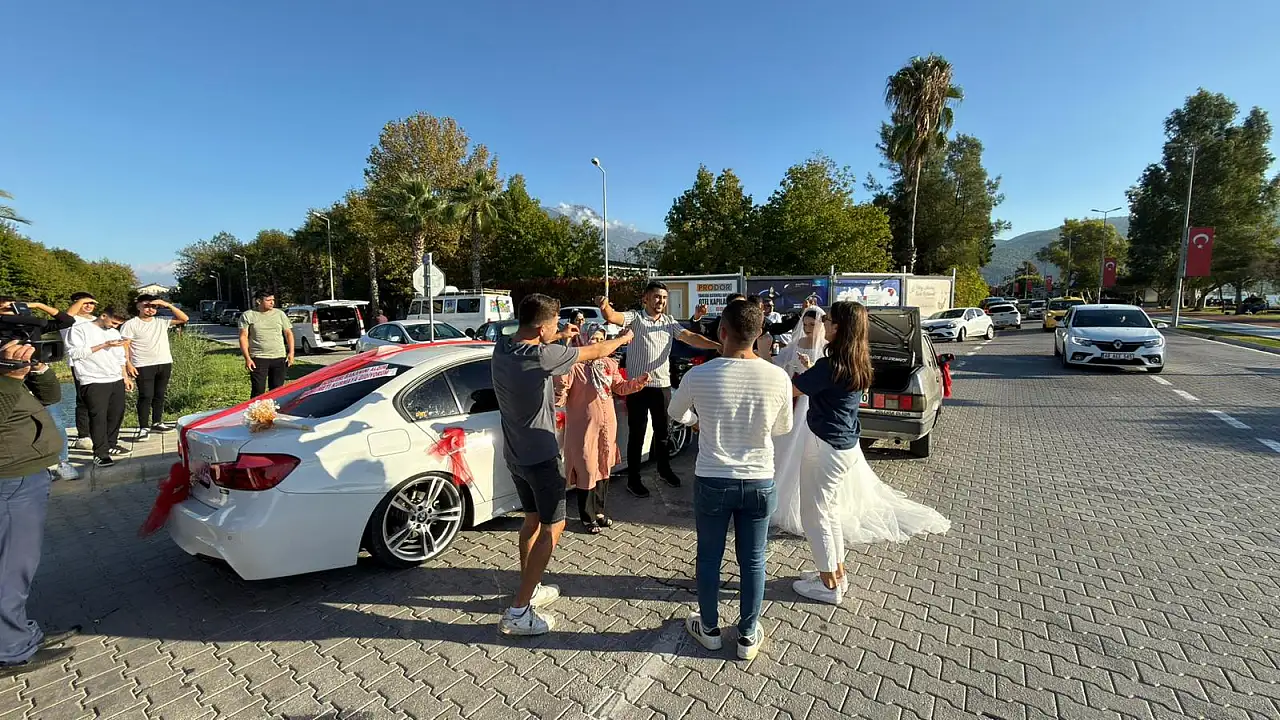 Fethiye'de Erman Şahin ile Elif Girgin'in Mutlu Günü
