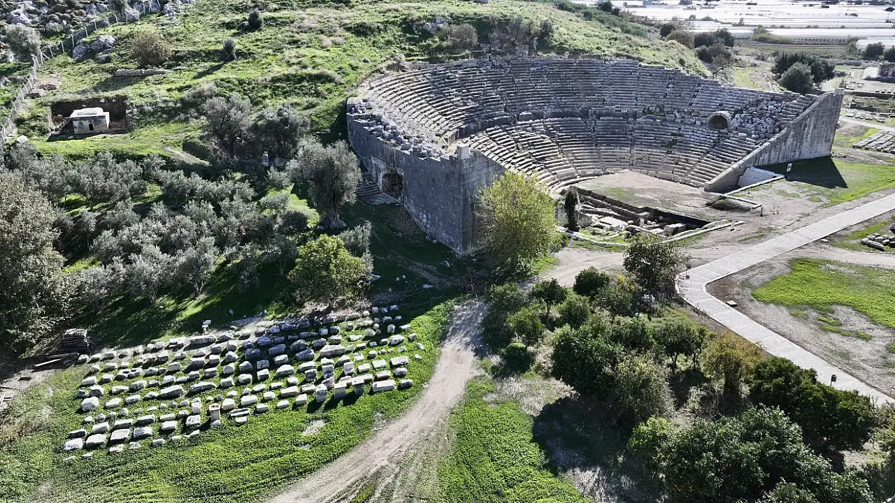 Letoon Kutsal Alanı'ndaki kazılar 'Geleceğe Miras Projesi'yle hızlanacak