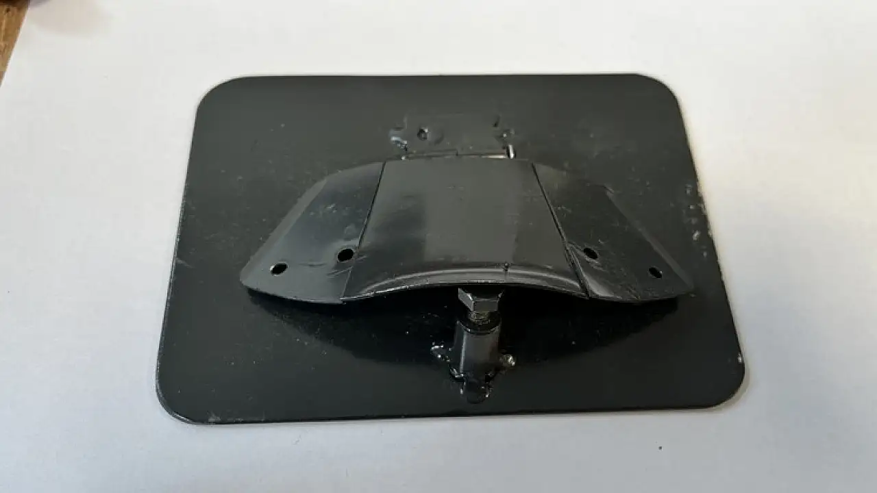 Oğlunun düztabanlık probleminden yola çıkarak geliştirdiği medikal ürünün patentini aldı