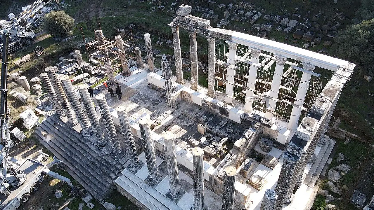 Zeus Tapınağı gelecek yıl restorasyonun tamamlanmasıyla eski ihtişamına kavuşacak