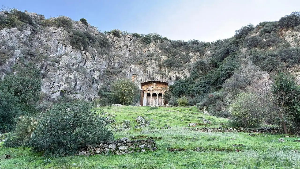 Fethiye'de Amintas Kaya Mezarları'nda kış sessizliği