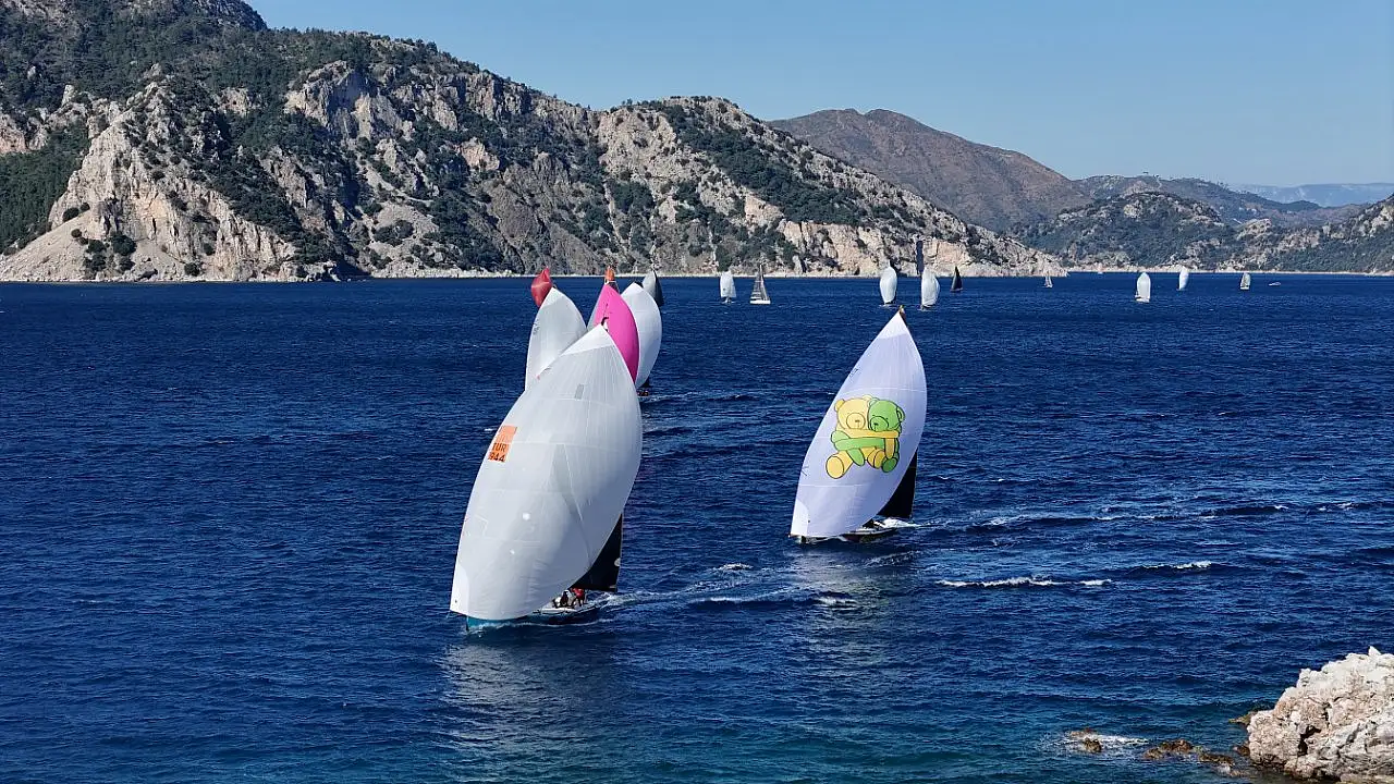 Marmaris MIYC Kış Trofesi Yat Yarışları'nın 1. ayağı tamamlandı