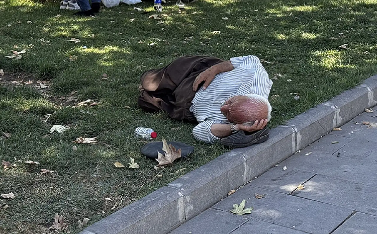 Birçok ilde hava sıcaklığı 40 dereceyi aştı