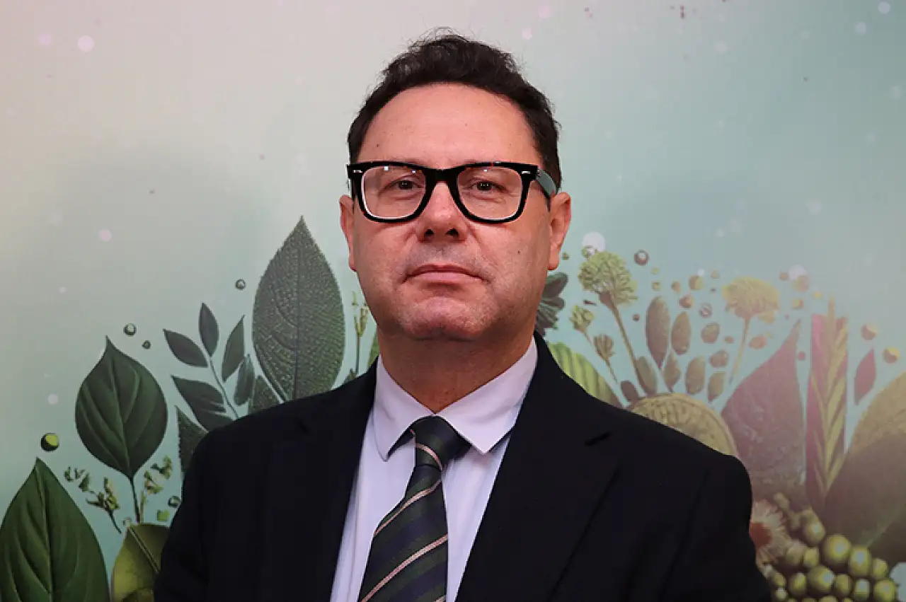 Yapay zekaya güvenilerek ihmal edilen göz sağlığı tedaviyi zorlaştırıyor