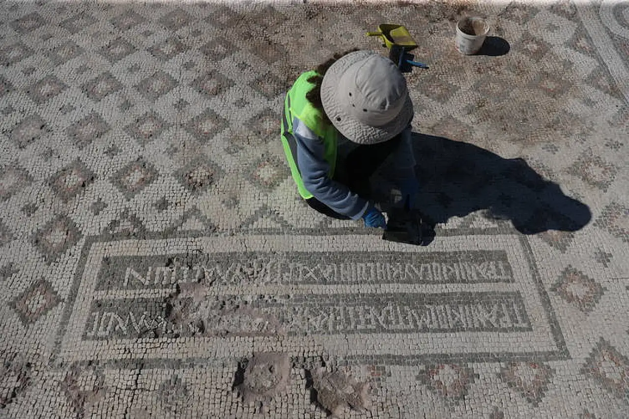 Xanthos kazılarında antik dönemdeki ticaretin izleri ortaya çıkarılıyor