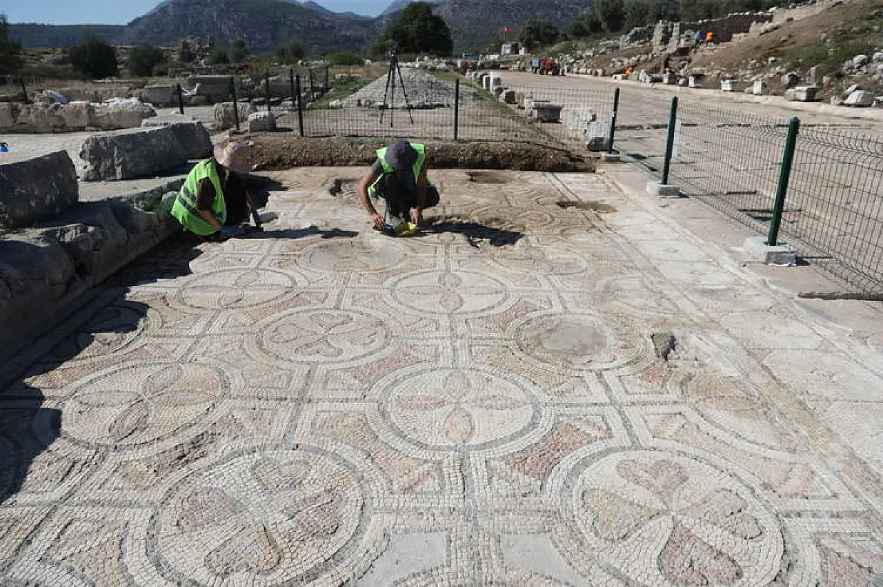 Xanthos kazılarında antik dönemdeki ticaretin izleri ortaya çıkarılıyor