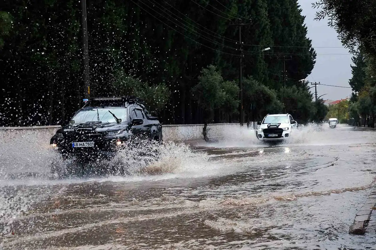 Meteoroloji'den Fethiye İçin Uyarı! Gökgürültülü Sağanak Geliyor