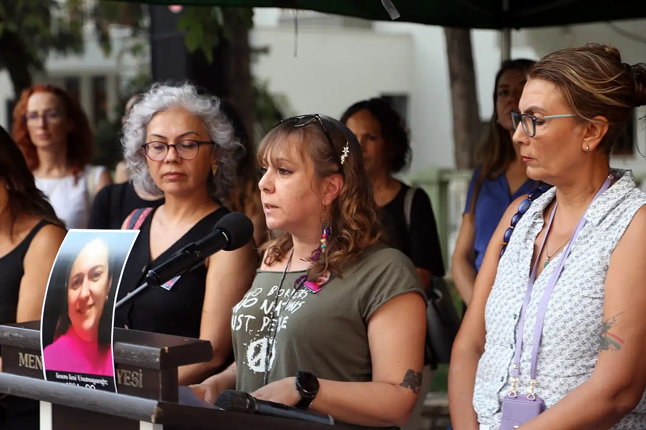Muğla'da yaşanan kadın cinayeti protesto edildi
