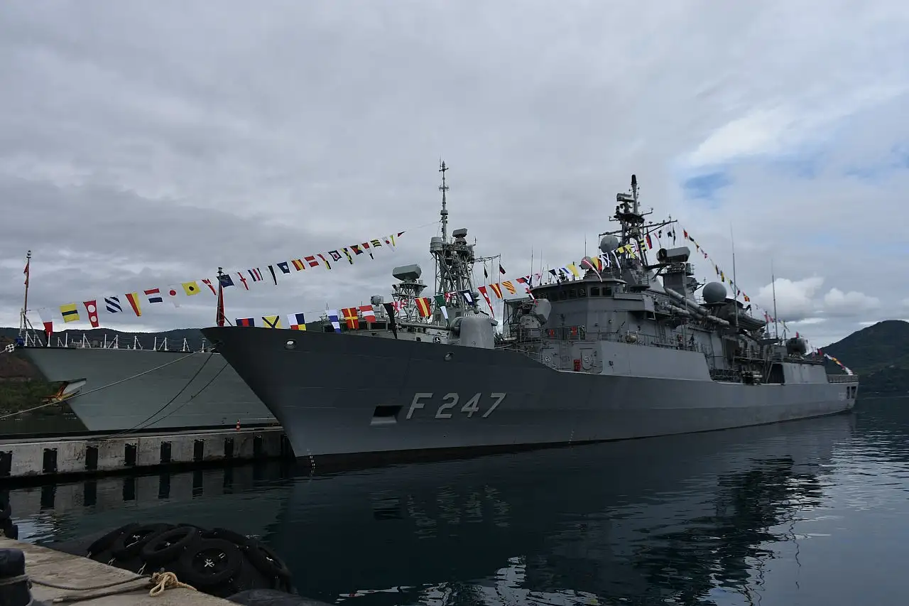 NATO Daimi Deniz Görev Grubu-2'nin komutası Türkiye'ye geçti