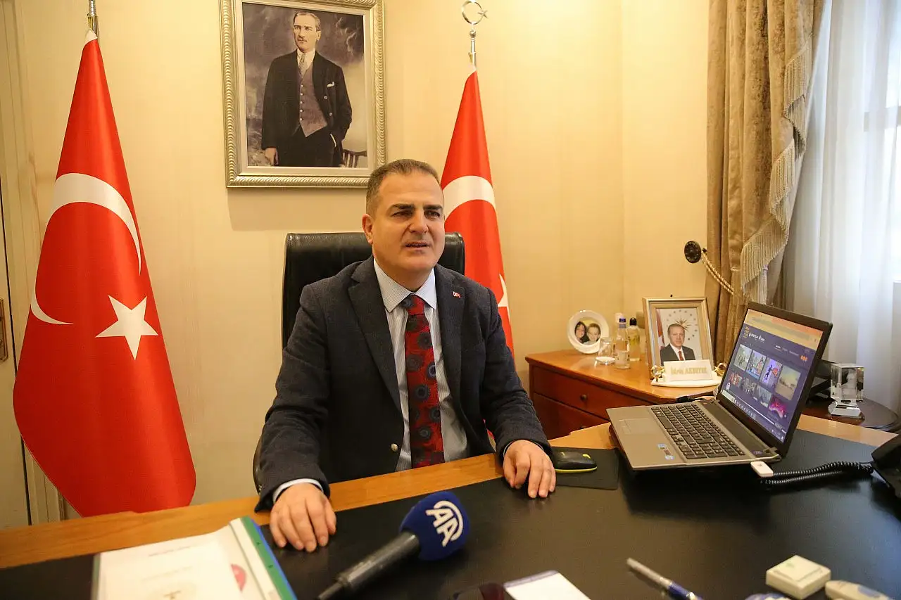 Muğla Valisi İdris Akbıyık, AA'nın 'Yılın Kareleri' oylamasına katıldı