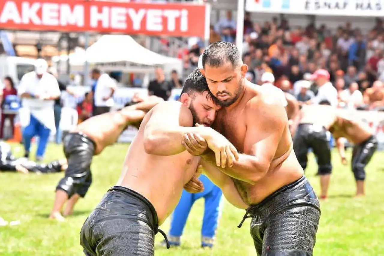 3. Fethiye Yağlı Güreşleri başlıyor: Pehlivanlar er meydanında buluşacak