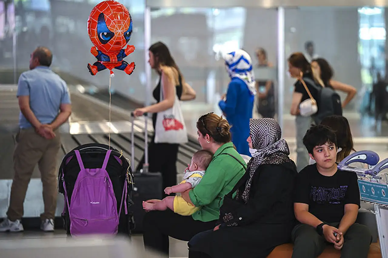 Yılın ilk yarısında hava yoluyla 108,8 milyon yolcu seyahat etti