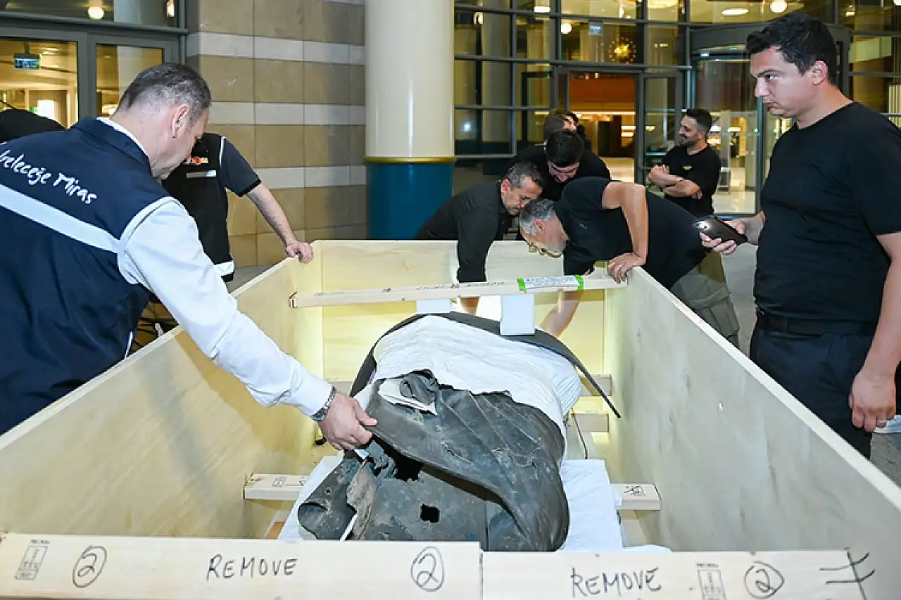 Roma İmparatoru Marcus Aurelius'un heykeli Türkiye'ye getirildi