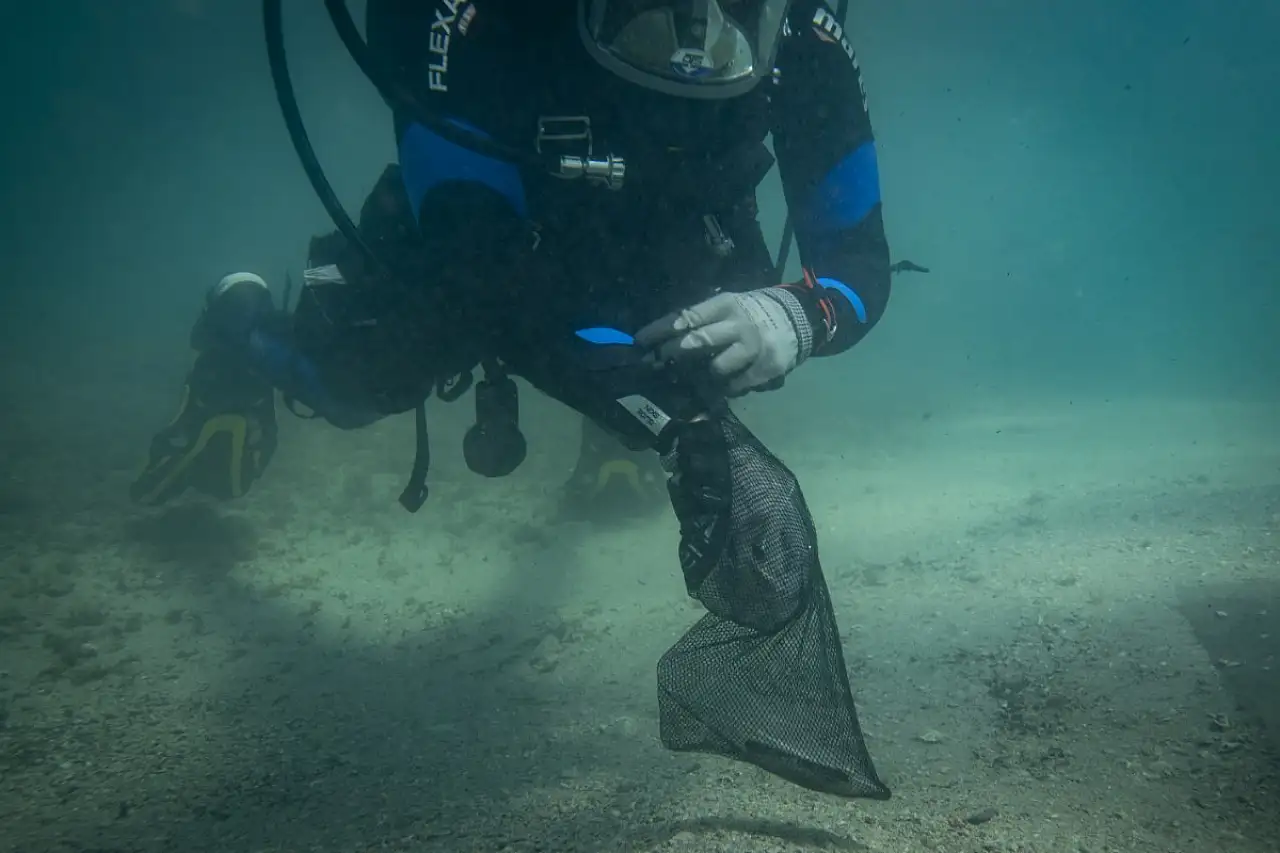 Dalgıç arkeologlar, su altında 7 bin yıllık limanda yeni keşifler için çalışıyor