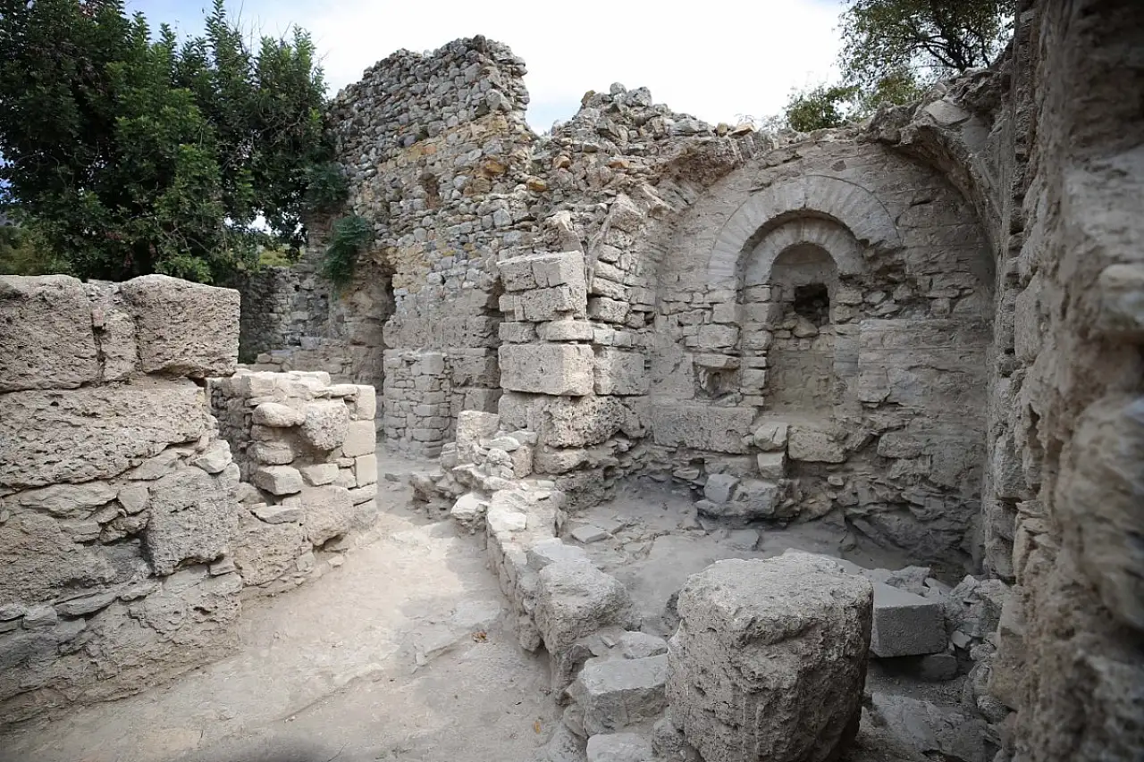 Kaunos Antik Kenti'ndeki kazılarda kilise bulundu