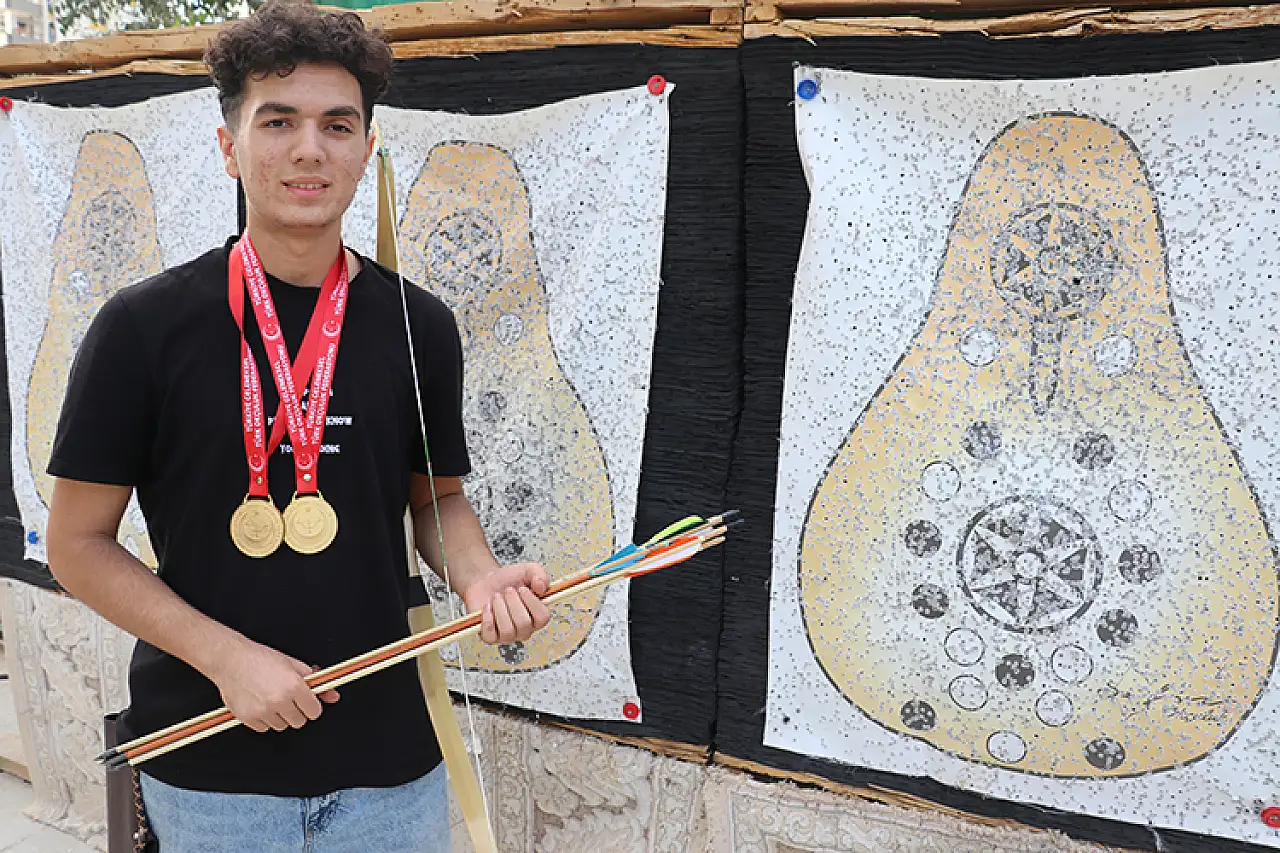Dizilerden görüp merak saldığı okçulukta Türkiye rekoru kırdı