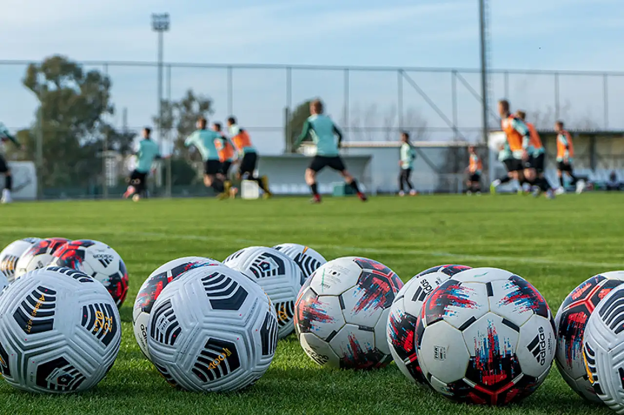 Antalya'ya futbol takımlarının kamp talebi artıyor