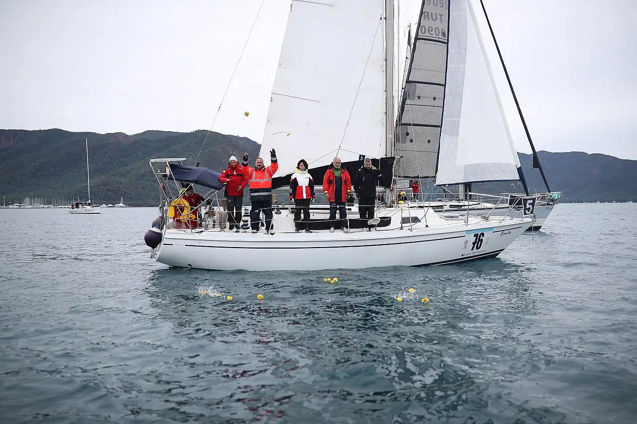 Burhanettin Tekdağ Yıl Sonu Kupası Yelkenli Yat Yarışları başladı