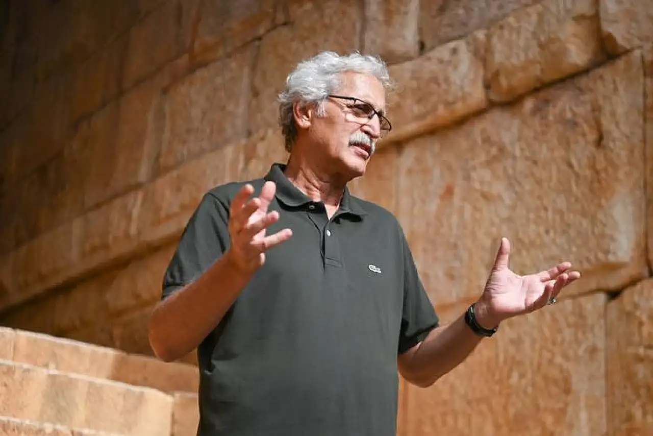 Myra Antik Kenti'nde bulunan heykelcikler ilk kez tarih meraklılarıyla buluştu