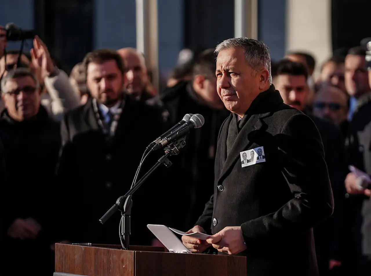 Şehitlerimizi uğurluyoruz