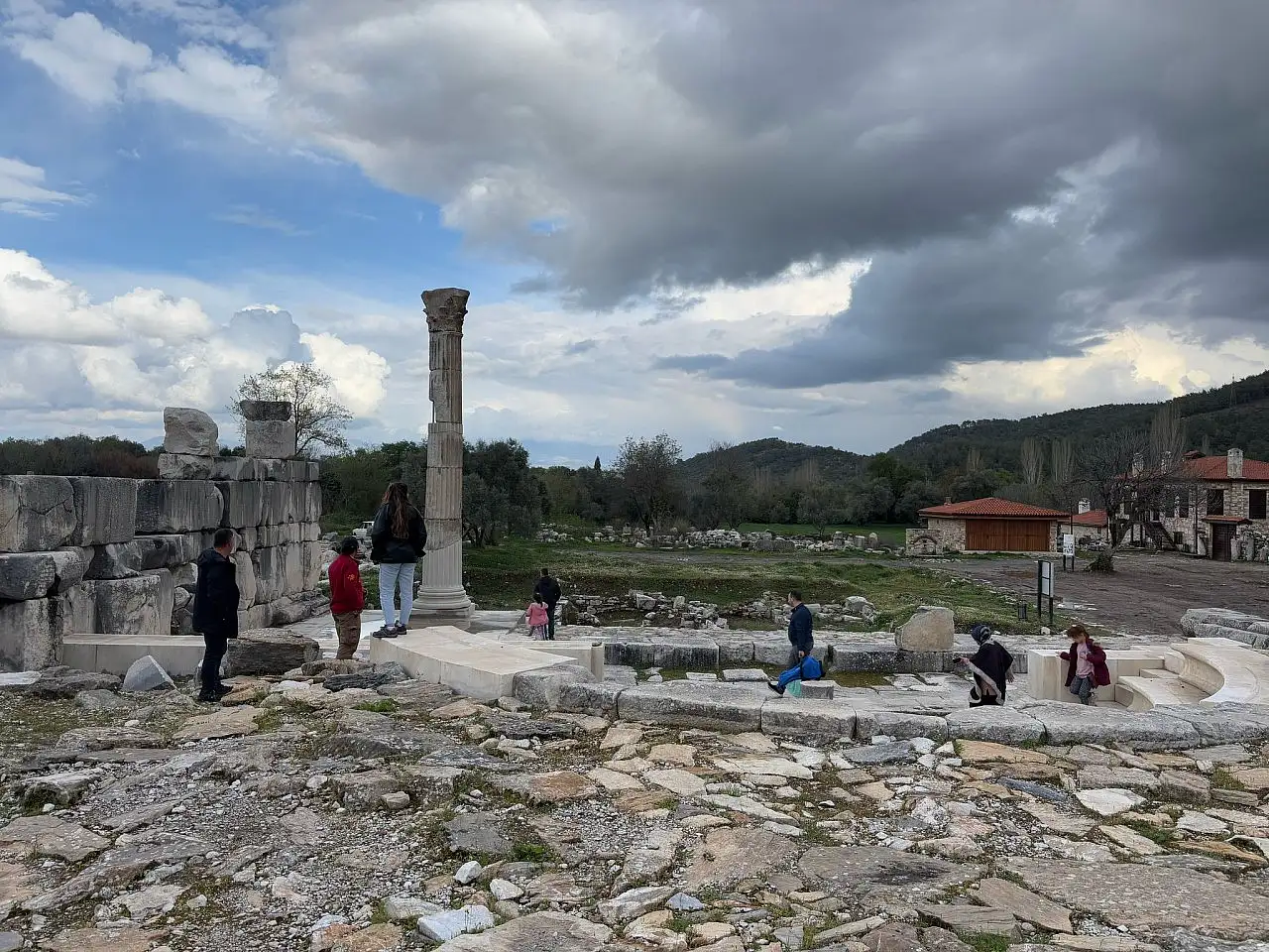 'Gladyatörler şehri' Stratonikeia, ziyaretçilerini bayram tatilinde de tarihi yolculuğa çıkardı