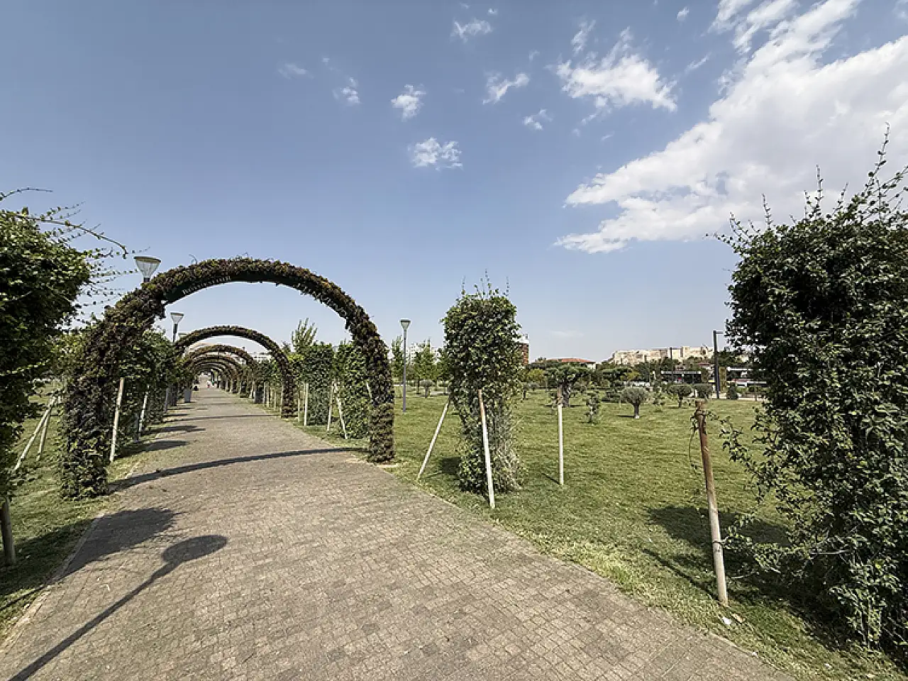 Birçok ilde hava sıcaklığı 40 dereceyi aştı