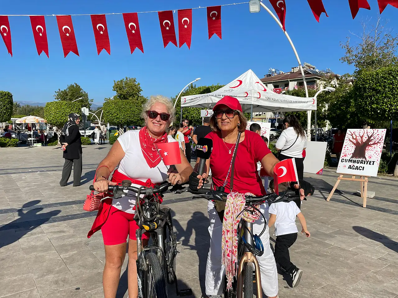 Fethiye'de 29 Ekim Heyecanı: 'Cumhuriyet bizim için özgürlük demek'