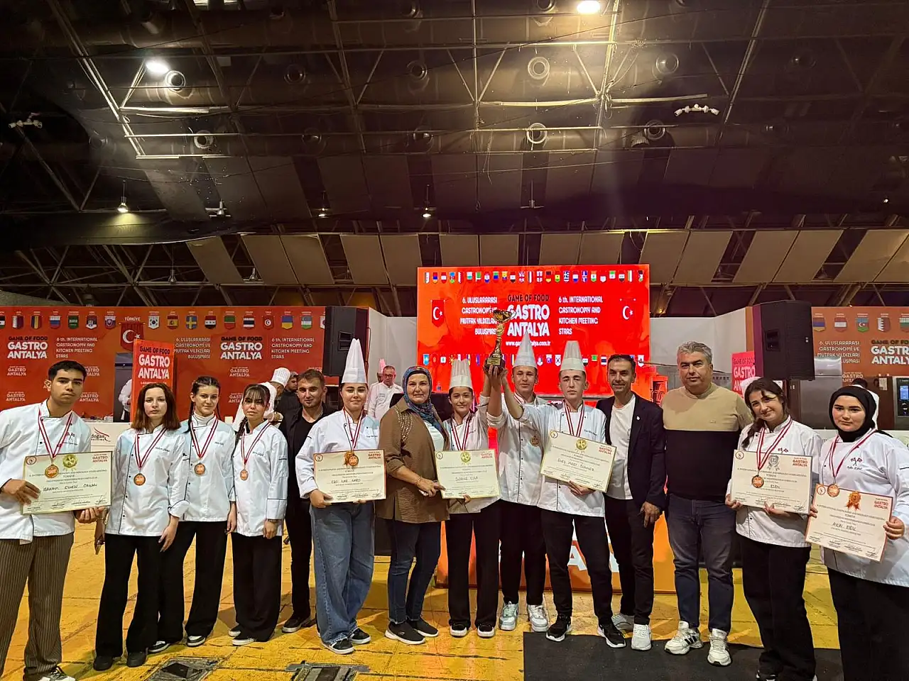 Fethiye'de Şehit Yüzbaşı Özgür Özekin MTAL'den GastroAntalya'da madalya yağmuru