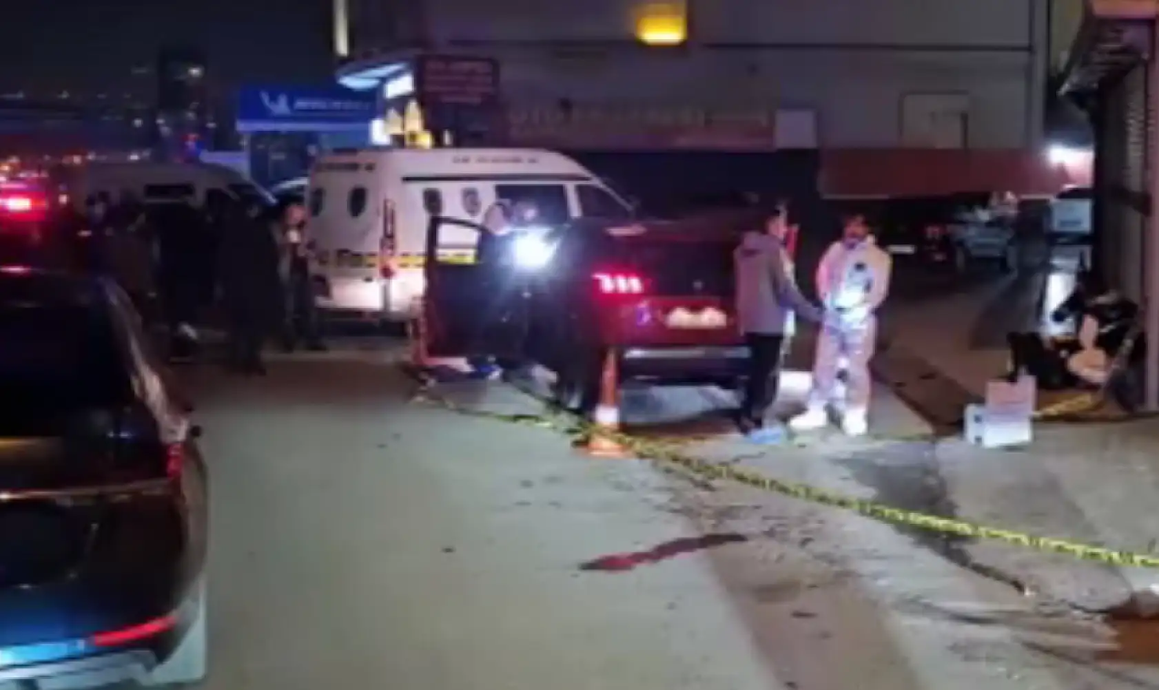 Dehşet saçtı: Otel odasında bir kadını, arabada 2 erkek şahsı öldürdü