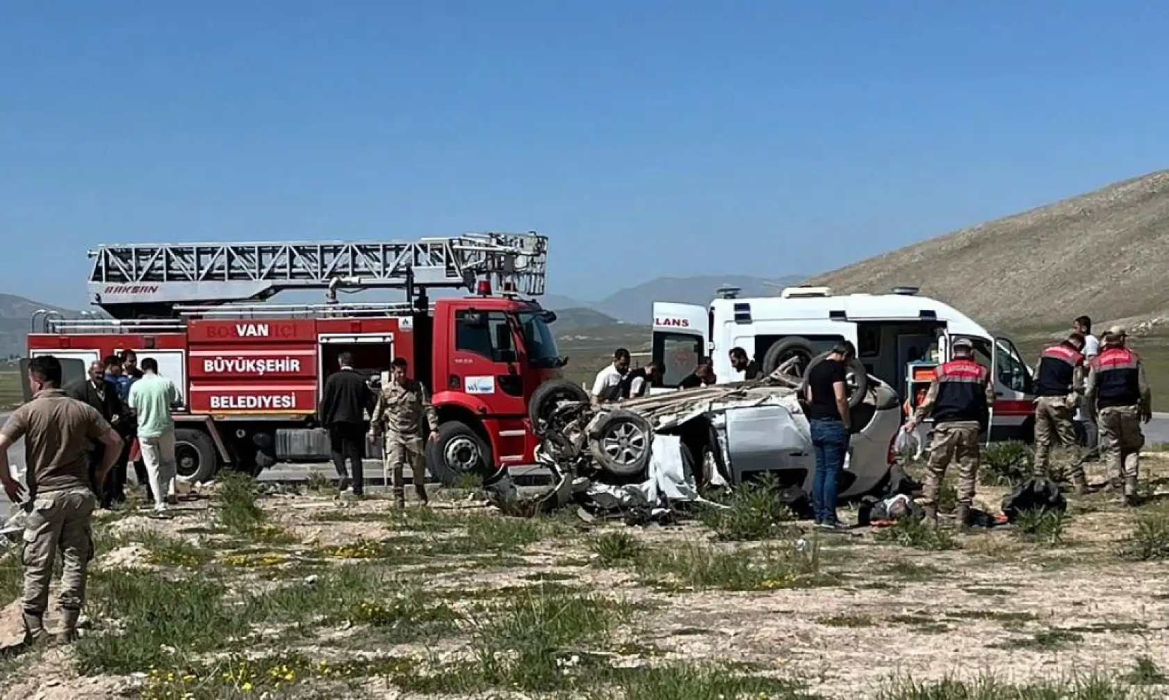 Feci trafik kazası: 4 ölü, 2 yaralı