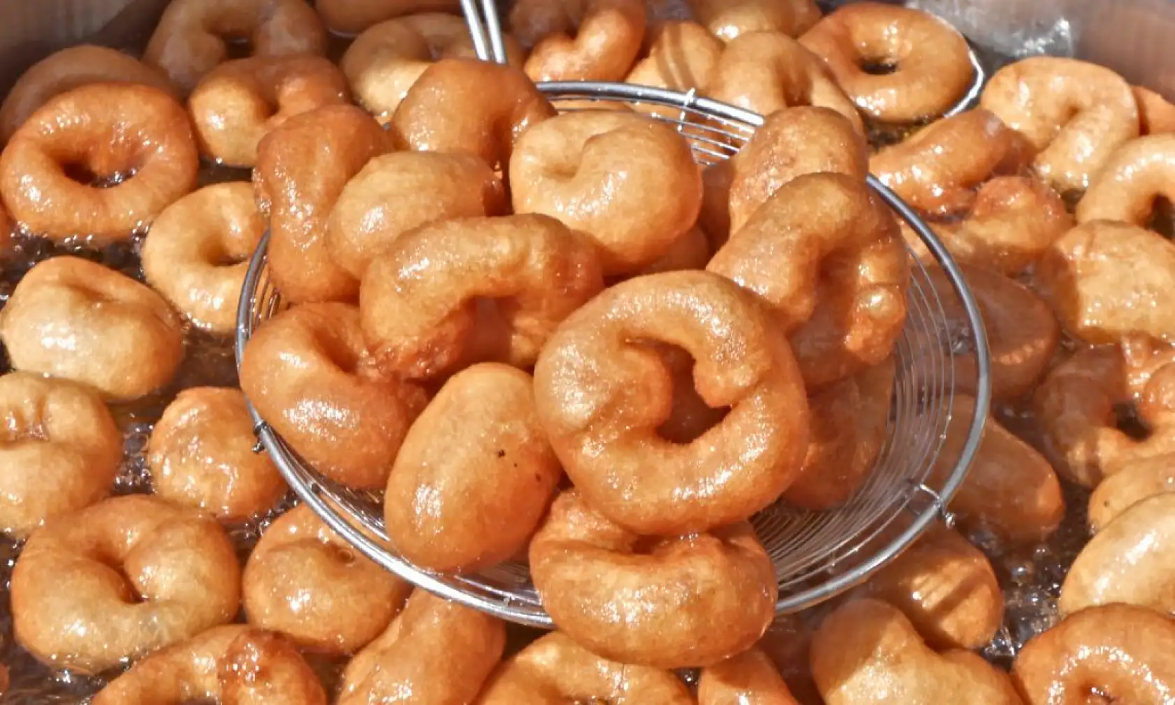 Fethiye Metro Turizm'den Geleneksel Hale Gelen Lokma Hayrı