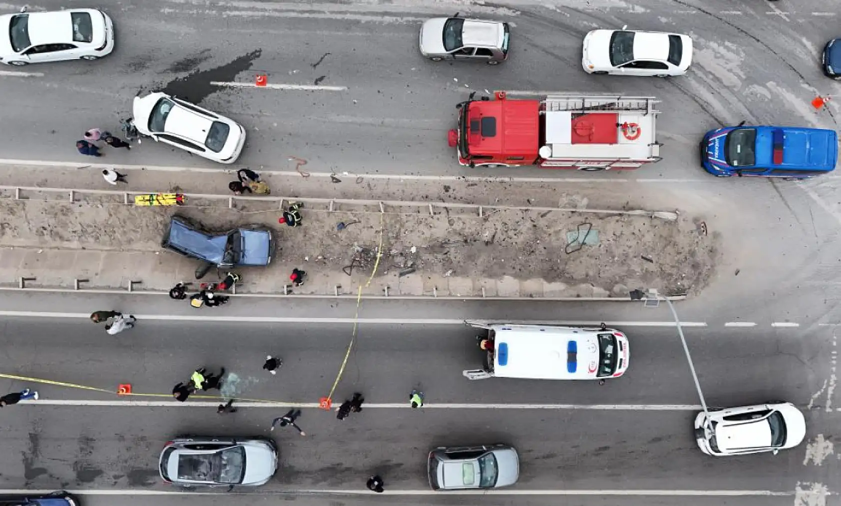 Bayram yolunda feci kaza! 1 ölü, 6 yaralı