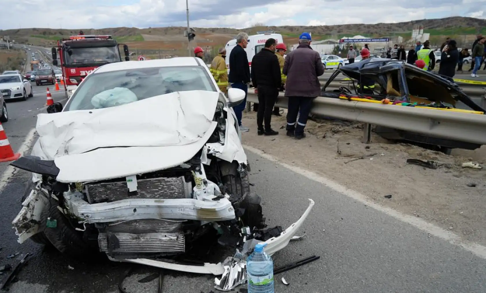 Bayram yolunda feci kaza! 1 ölü, 6 yaralı