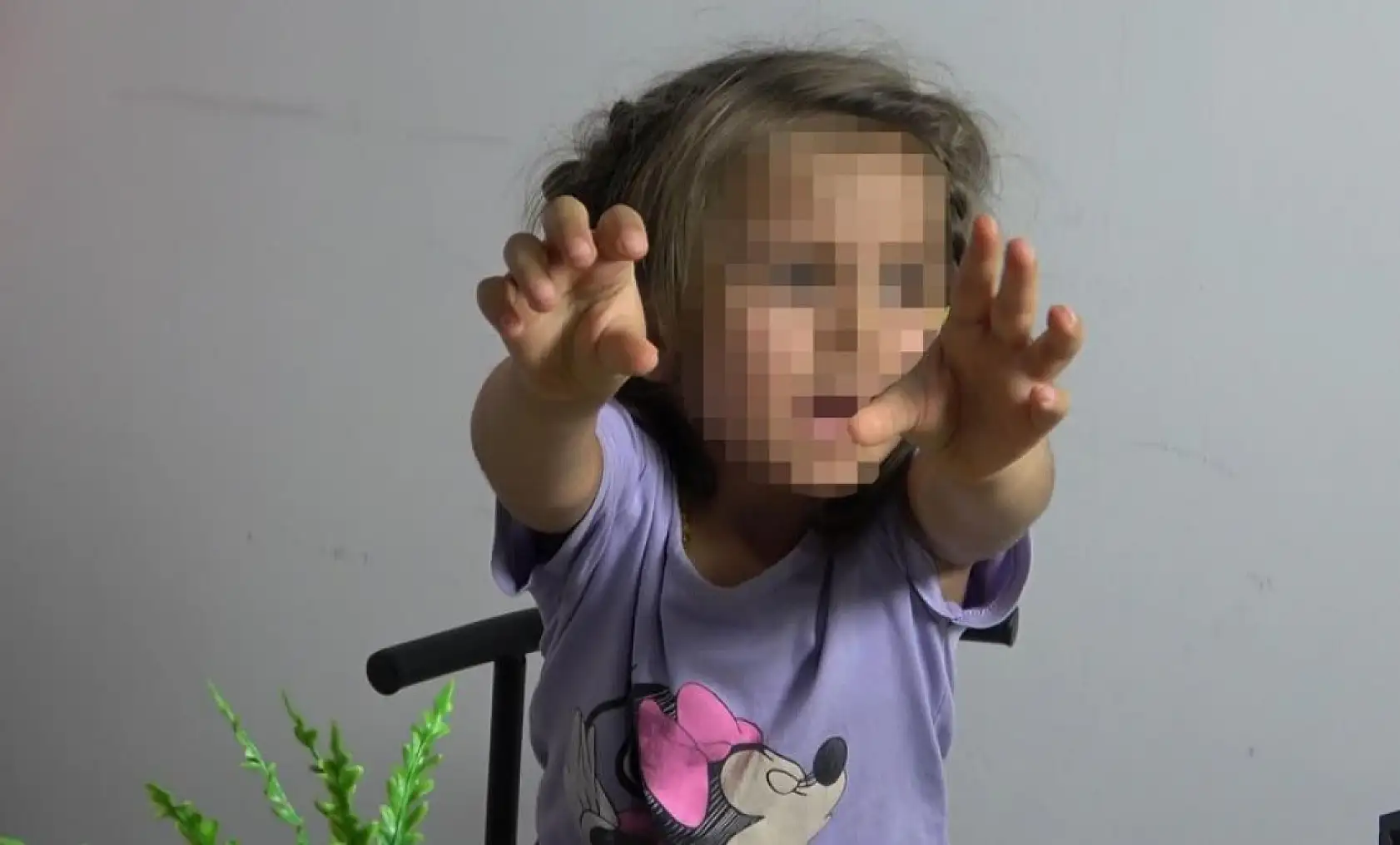 4 Yaşındaki Otizmli Kızın Darp Davasında Verilen Ceza Tepki Çekti