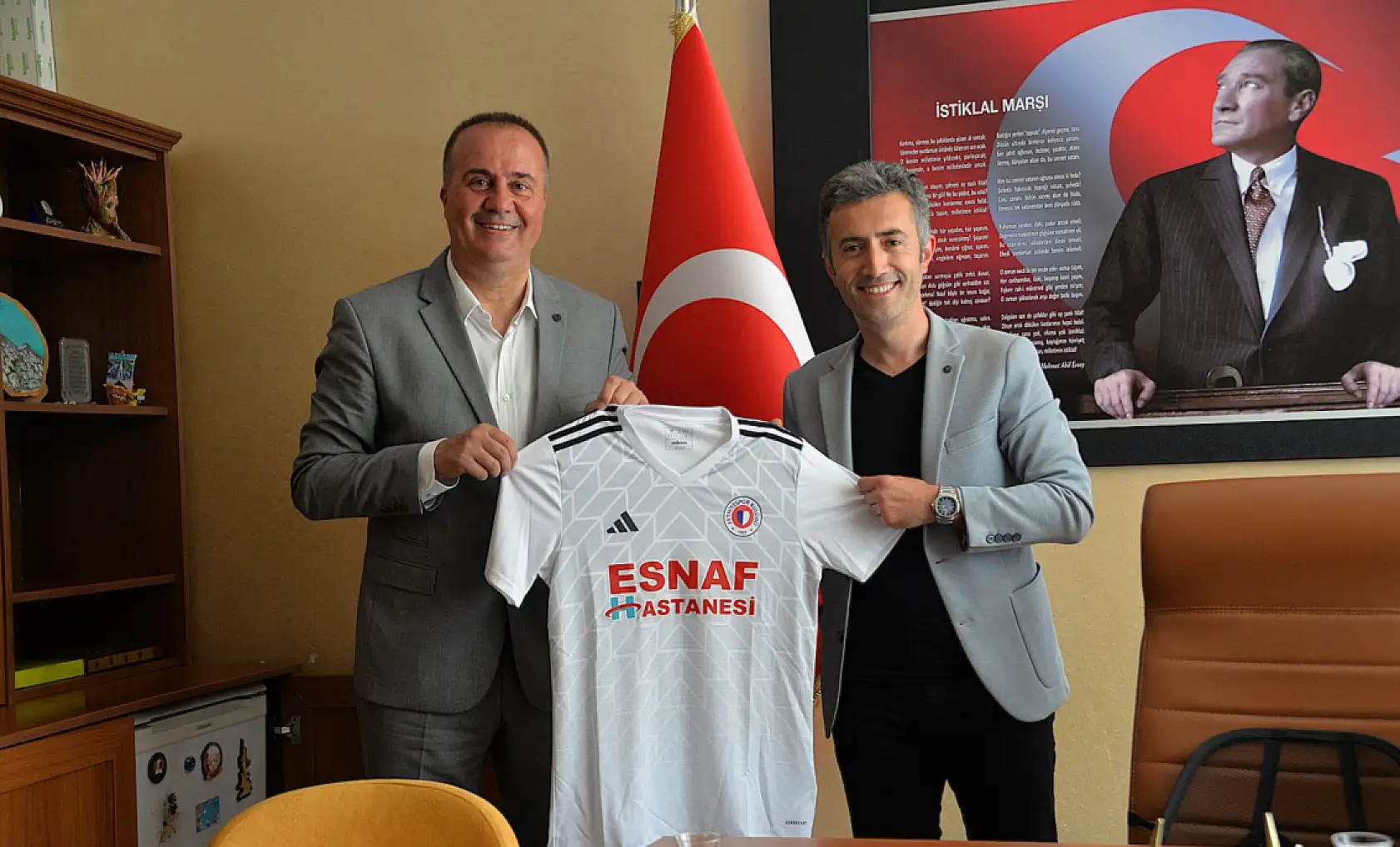 Fethiyespor'dan Öğrencilere 23 Nisan Sürprizi