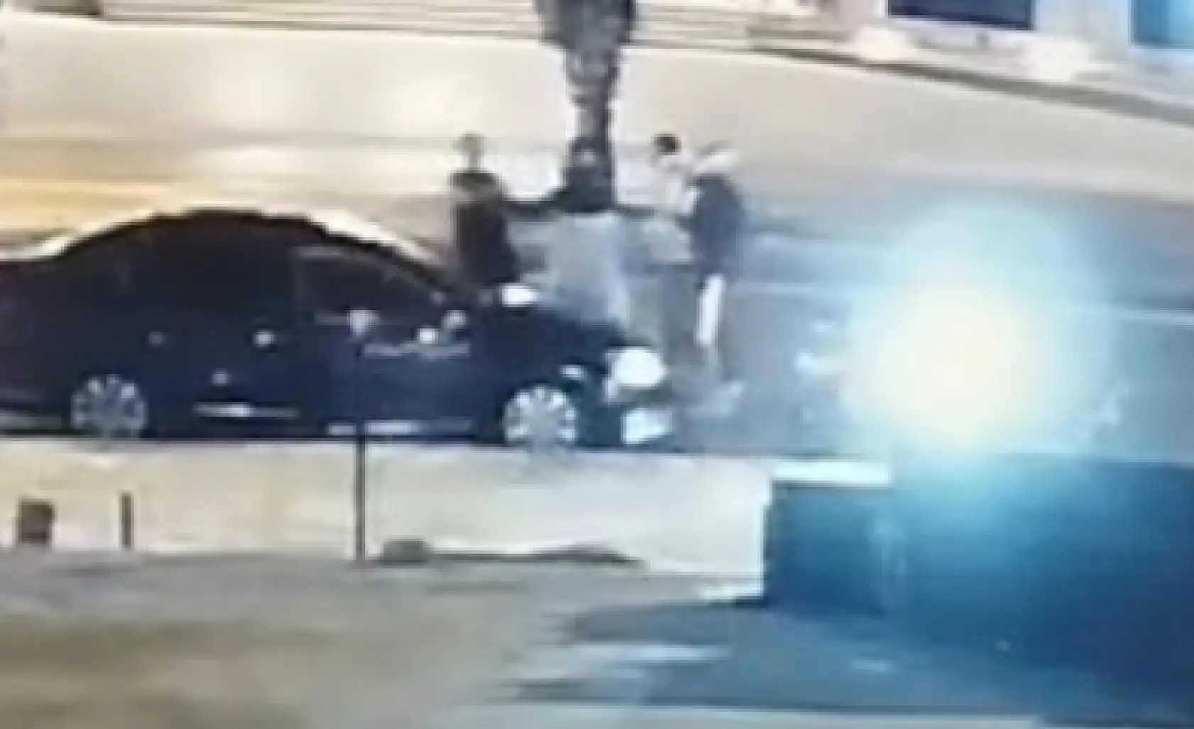 Bodrum'da iki kardeşi darp edip gittiler