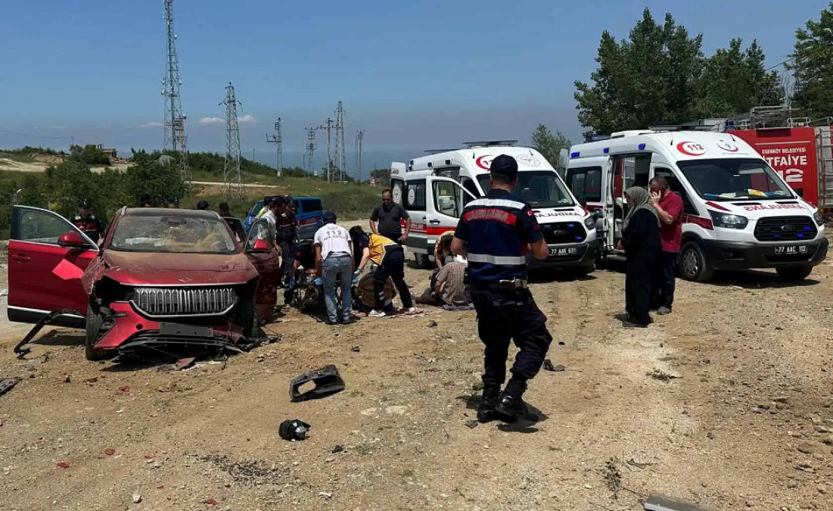 Togg kazası: Araç 4 metreden uçtu, 2 yaralı