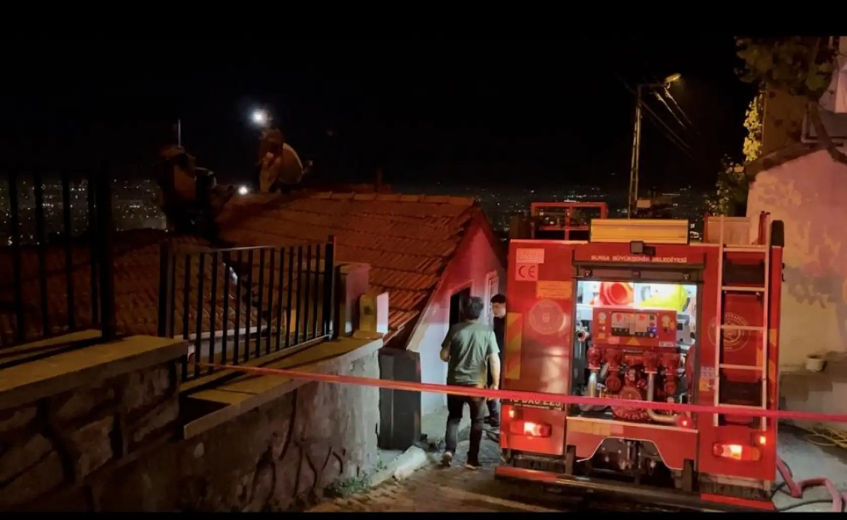 96 yaşındaki kadın yangında can verdi