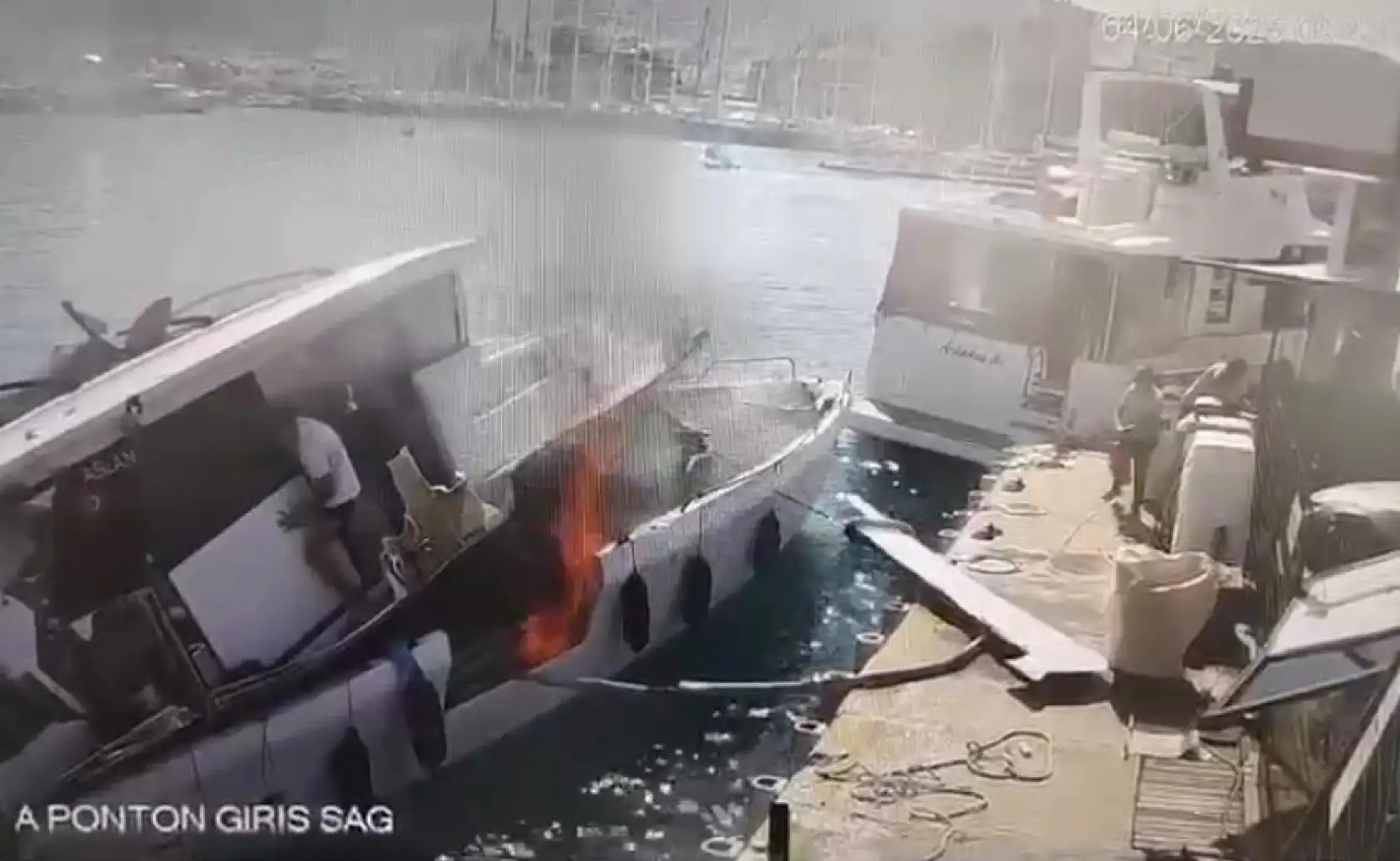 Bodrum marinadaki patlama anı