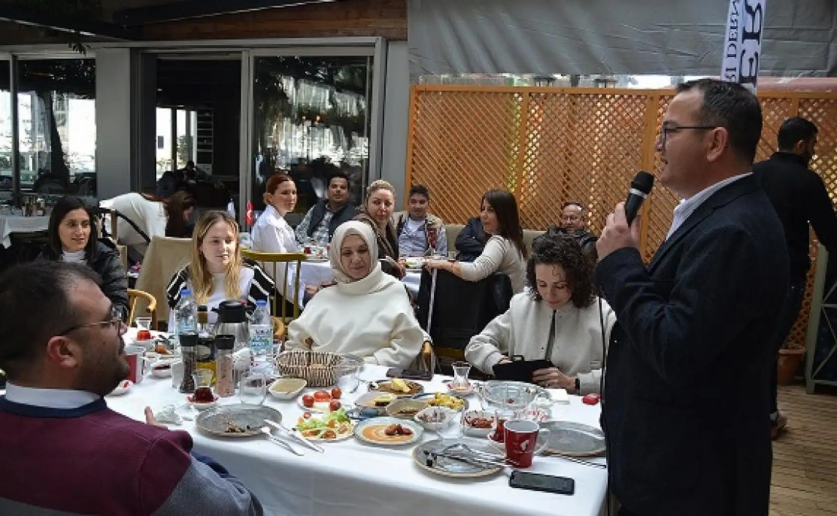 Likya İş İnsanları Derneği üyeleri kahvaltıda bir araya geldiler